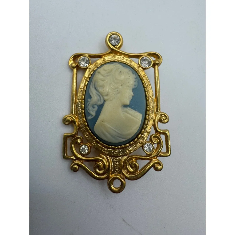 Vintage Gold Tone Blue Cameo Brooch Rhinestone Ornate Frame Pendant Loop
